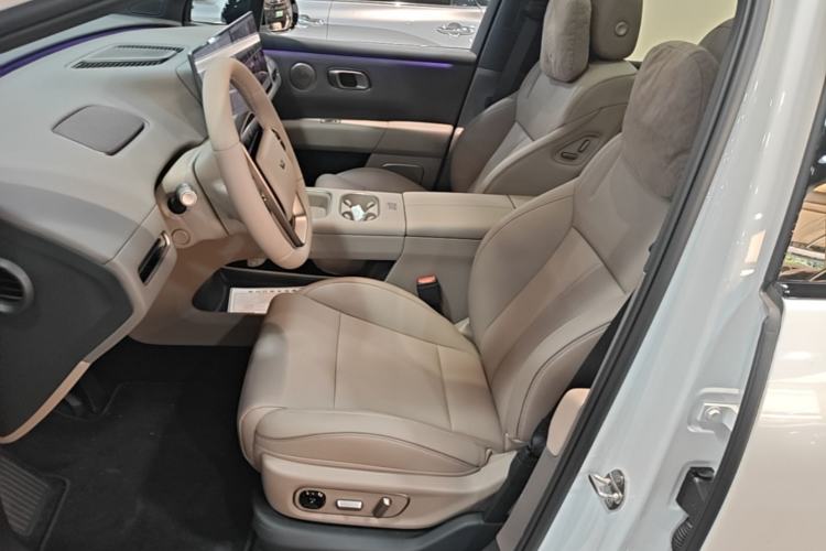 Used Li Auto i6 2025 Model Four-Wheel-Drive Standard Type Left Front Seat