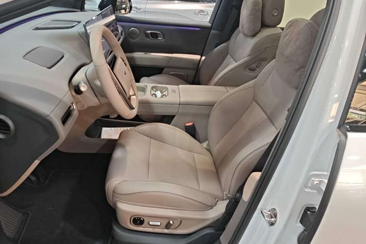 Used Li Auto i6 2025 Model Four-Wheel-Drive Standard Type Left Front Seat