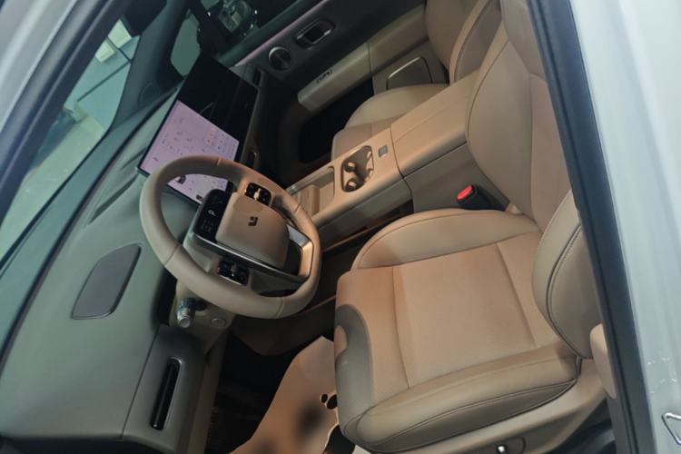 Used Li Auto i6 2025 Model Four-Wheel-Drive Standard Type Left Front Seat
