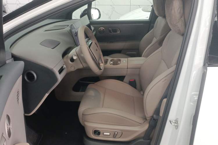 Used Li Auto i6 2025 Model Two-Wheel-Drive Standard Type Left Front Seat