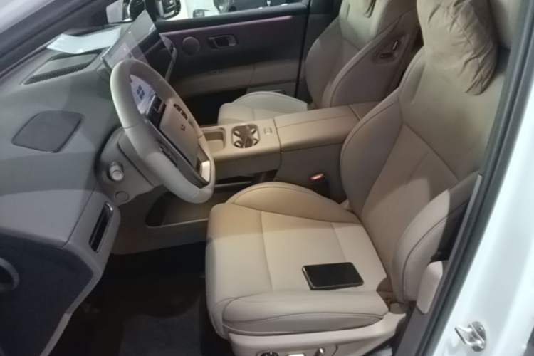 Used Li Auto i6 2025 Model Two-Wheel-Drive Standard Type Left Front Seat