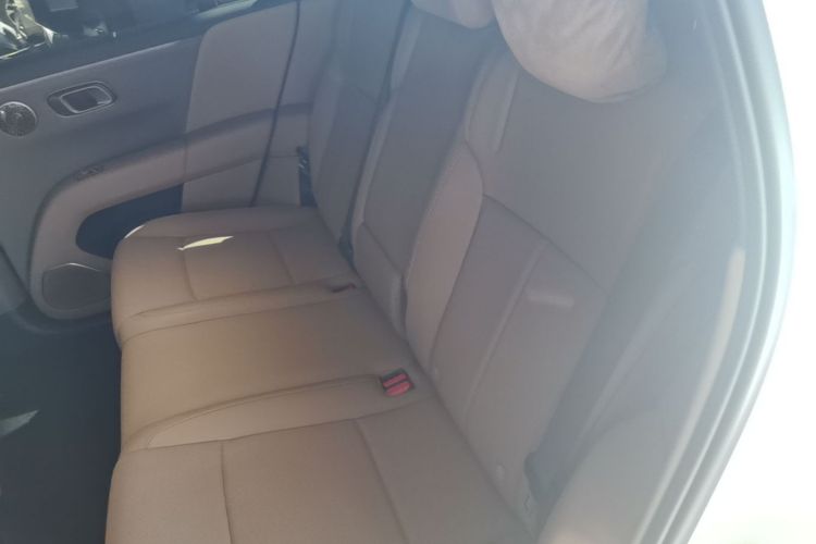 Used Li Auto i6 2025 Model Two-Wheel-Drive Standard Type Left Rear Seat