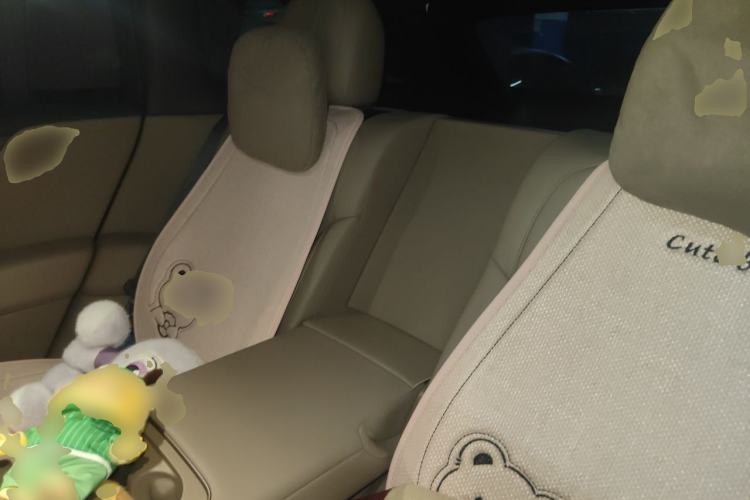 Used Li Auto i6 2025 Model Two-Wheel-Drive Standard Type Left Rear Seat