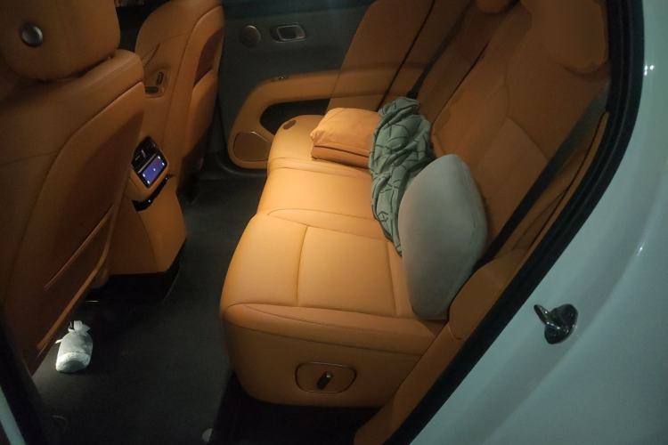 Used Li Auto i6 2025 Model Two-Wheel-Drive Standard Type Left Rear Seat