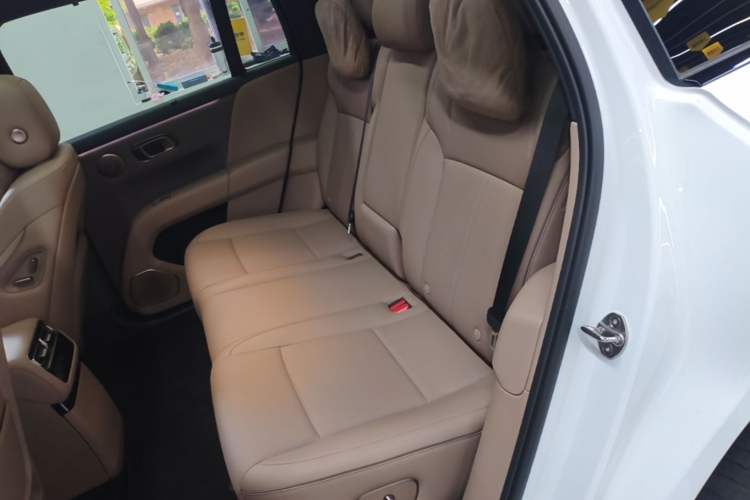Used Li Auto i6 2025 Model Two-Wheel-Drive Standard Type Left Rear Seat