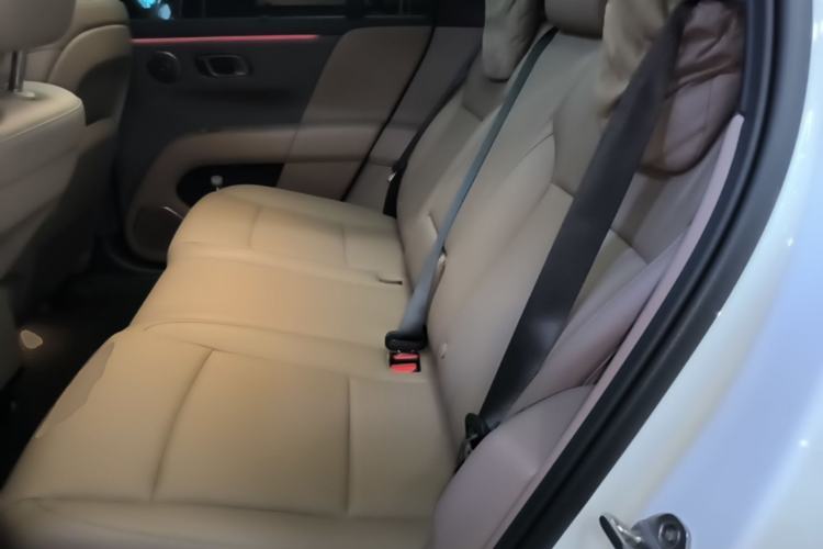 Used Li Auto i6 2025 Model Two-Wheel-Drive Standard Type Left Rear Seat