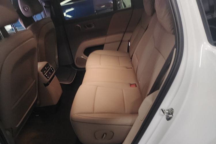 Used Li Auto i6 2025 Model Two-Wheel-Drive Standard Type Left Rear Seat