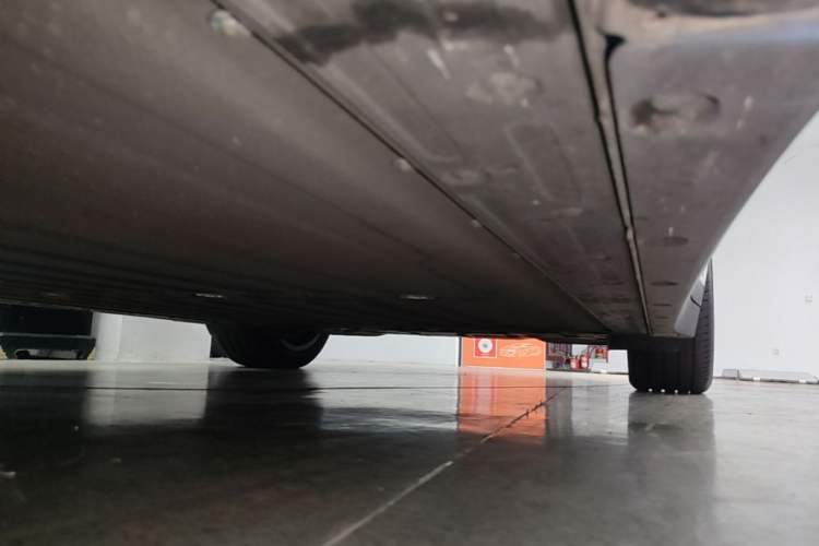 Used Li Auto i6 2025 Model Four-Wheel-Drive Standard Type Left Side Sill