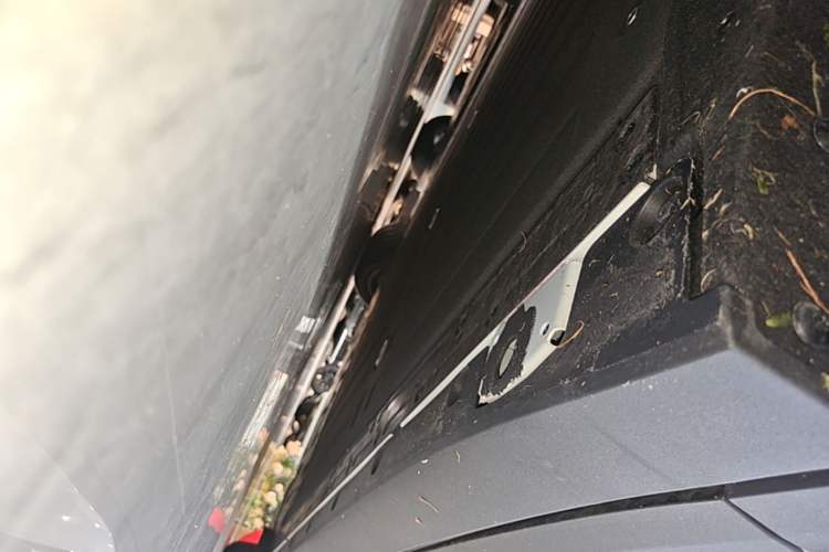 Used Li Auto i6 2025 Model Two-Wheel-Drive Standard Type Left Side Sill