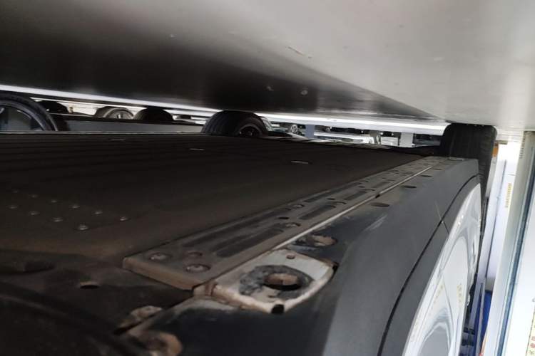 Used Li Auto i6 2025 Model Two-Wheel-Drive Standard Type Left Side Sill