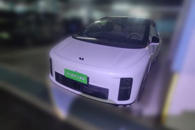 Used Li Auto i6 2025 Model Four-Wheel-Drive Standard Type