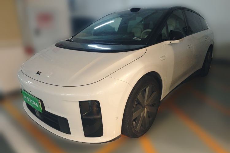 Used Li Auto i6 2025 Model Four-Wheel-Drive Standard Type Guazi used car, China used car export, Used car for sale, Used cars, Cheapest cars for sale