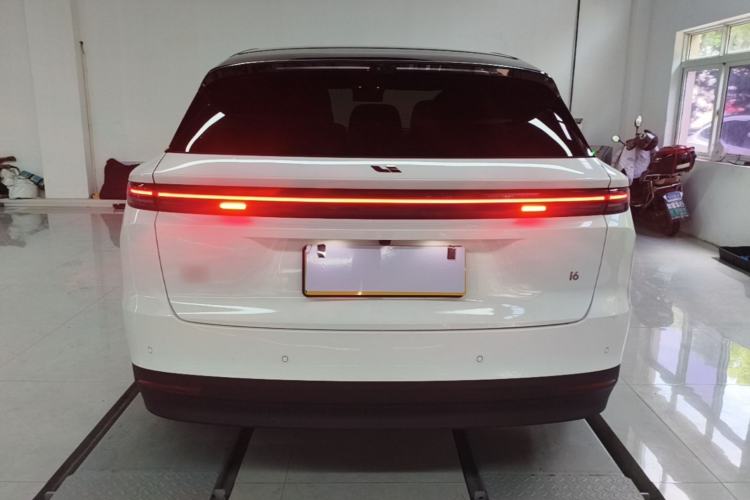 Used Li Auto i6 2025 Model Two-Wheel-Drive Standard Type Rear