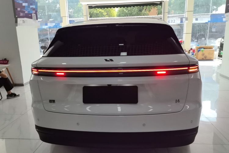 Used Li Auto i6 2025 Model Two-Wheel-Drive Standard Type Rear