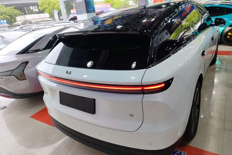 Used Li Auto i6 2025 Model Two-Wheel-Drive Standard Type Rear
