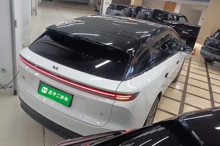 Used Li Auto i6 2025 Model Two-Wheel-Drive Standard Type Rear Right 45 Deg