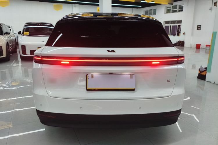 Used Li Auto i6 2025 Model Two-Wheel-Drive Standard Type Rear