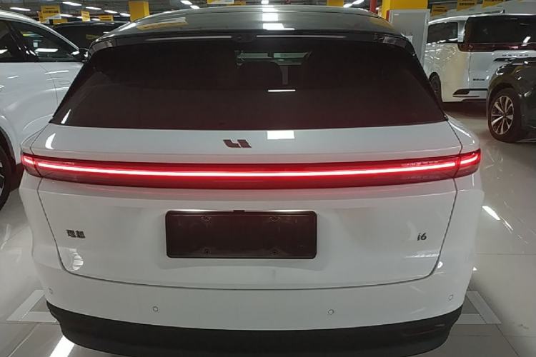 Used Li Auto i6 2025 Model Two-Wheel-Drive Standard Type Rear