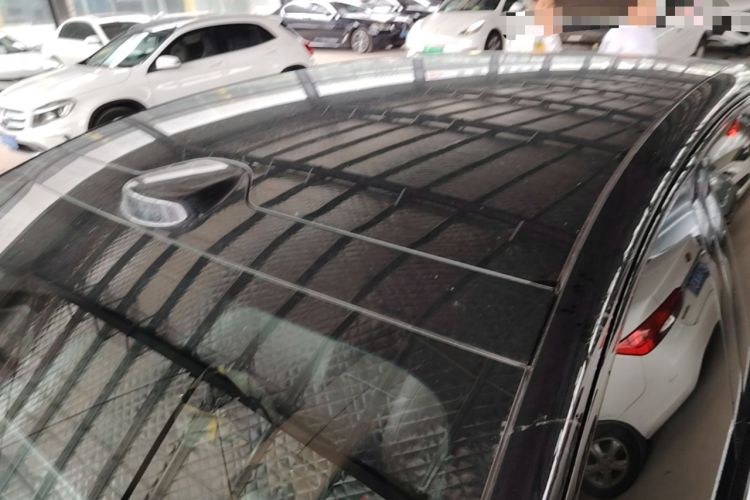 Used Li Auto i6 2025 Model Four-Wheel-Drive Standard Type Roof