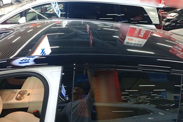 Used Li Auto i6 2025 Model Two-Wheel-Drive Standard Type Roof