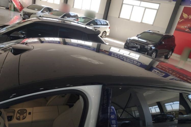 Used Li Auto i6 2025 Model Two-Wheel-Drive Standard Type Roof