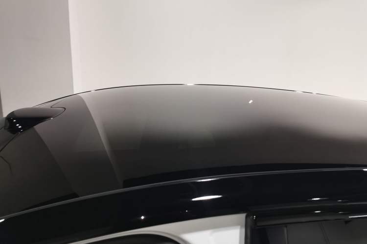 Used Li Auto i6 2025 Model Four-Wheel-Drive Standard Type Roof
