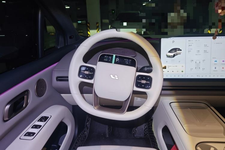 Used Li Auto i6 2025 Model Two-Wheel-Drive Standard Type Steering Wheel