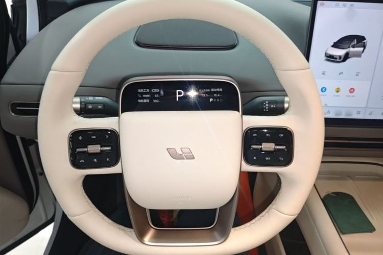 Used Li Auto i6 2025 Model Two-Wheel-Drive Standard Type Steering Wheel