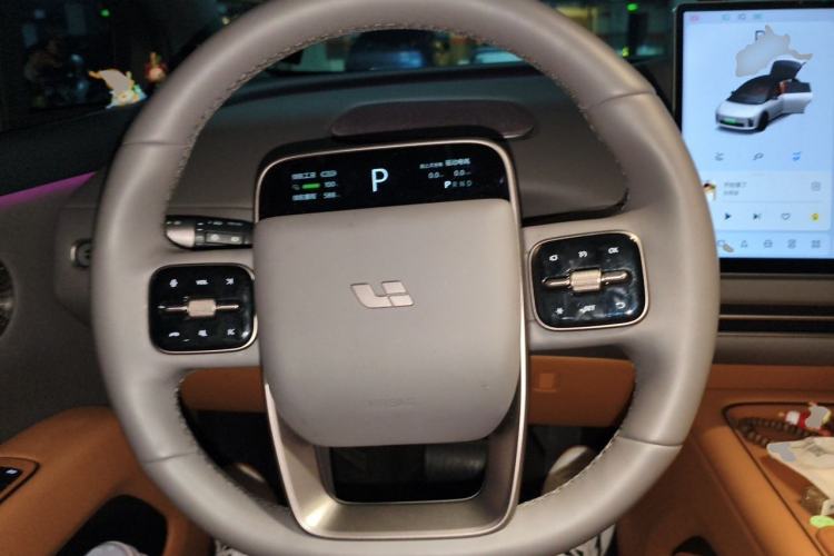 Used Li Auto i6 2025 Model Two-Wheel-Drive Standard Type Steering Wheel