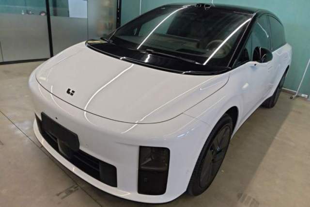 Used Li Auto i6 2025 Model Two-Wheel-Drive Standard Type