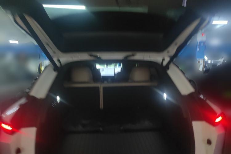 Used Li Auto i6 2025 Model Two-Wheel-Drive Standard Type Trunk