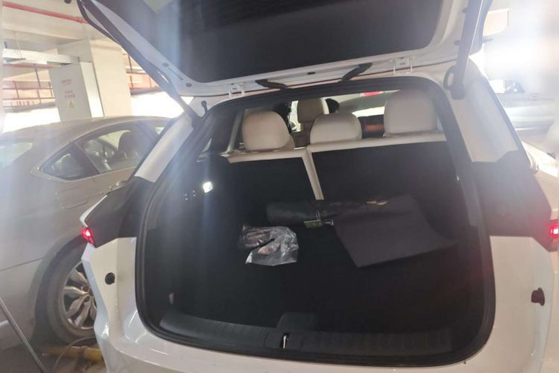 Used Li Auto i6 2025 Model Two-Wheel-Drive Standard Type Trunk