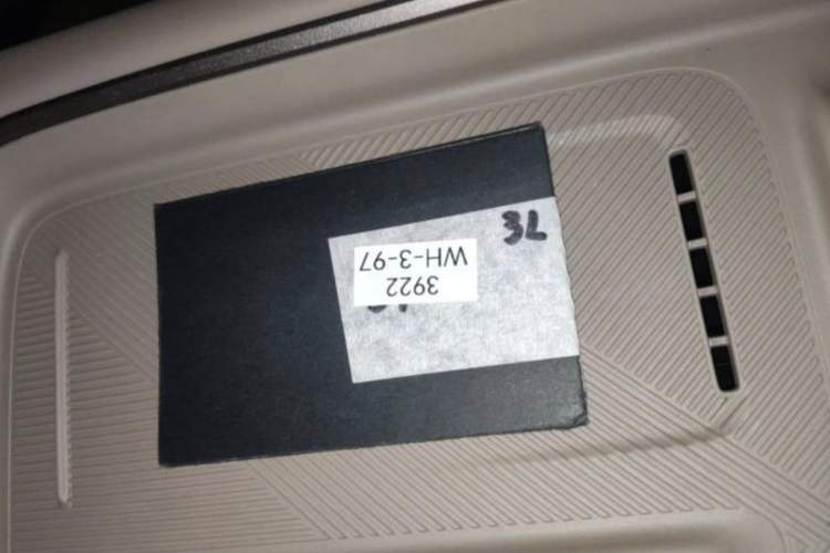 Used Li Auto i6 2025 Model Two-Wheel-Drive Standard Type Vehicle Key