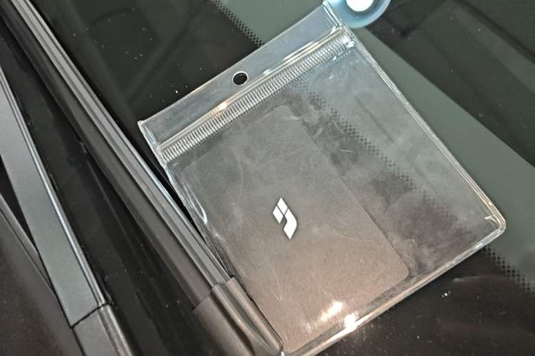 Used Li Auto i6 2025 Model Four-Wheel-Drive Standard Type Vehicle Key