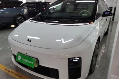 Used Li Auto i6 2025 Model Four-Wheel-Drive Standard Type