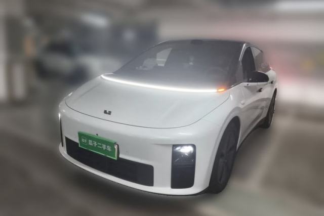 Used Li Auto i6 2025 Model Two-Wheel-Drive Standard Type