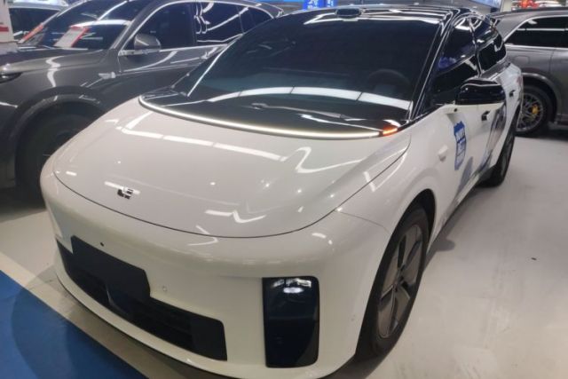 Used Li Auto i6 2025 Model Two-Wheel-Drive Standard Type