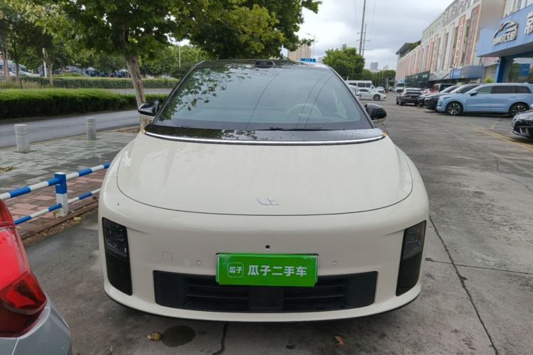 Used Li Auto i6 2025 Model Two-Wheel-Drive Standard Type Front