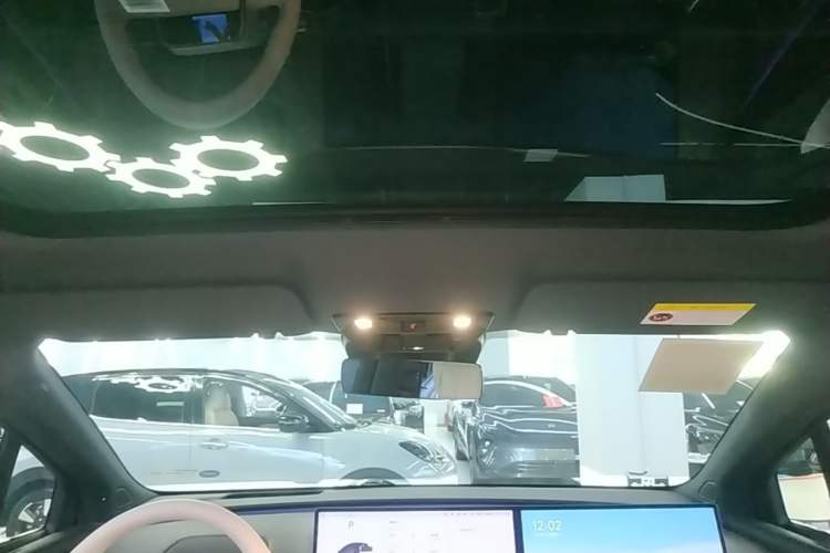 Used Li Auto i6 2025 Model Four-Wheel-Drive Standard Type Headliner