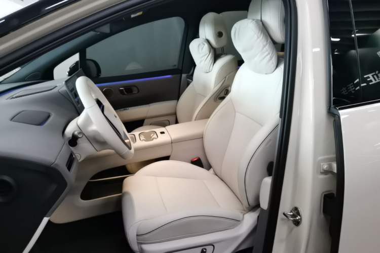 Used Li Auto i6 2025 Model Two-Wheel-Drive Standard Type Left Front Seat