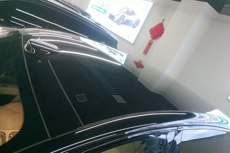 Used Li Auto i6 2025 Model Four-Wheel-Drive Standard Type Roof