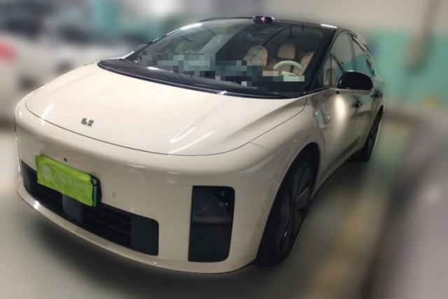 Used Li Auto i6 2025 Model Four-Wheel-Drive Standard Type