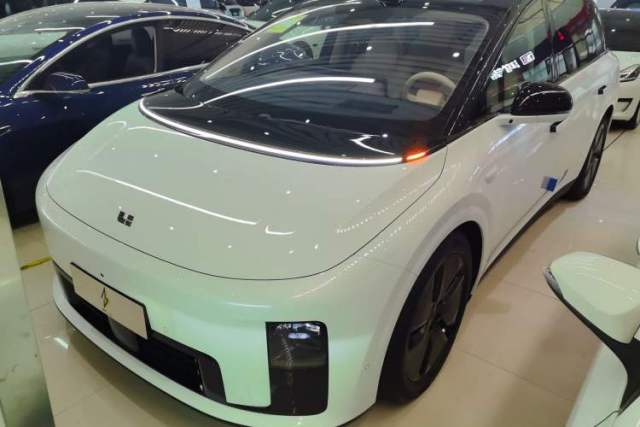 Used Li Auto i8 2025 Model Standard Version