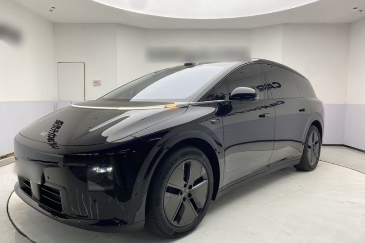 Li Auto i8 2025 Model Standard Version