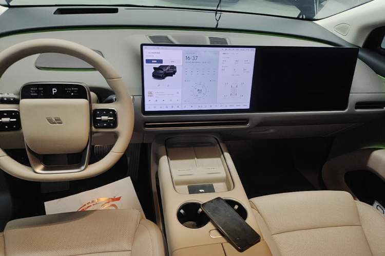 Used Li Auto i8 2025 Model Standard Version Audio And AC Panel