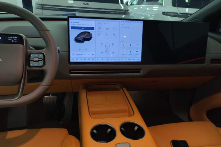 Used Li Auto i8 2025 Model Standard Version Audio And AC Panel