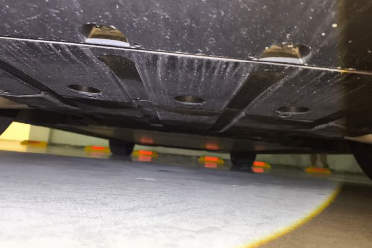 Used Li Auto i8 2025 Model Standard Version Chassis Front