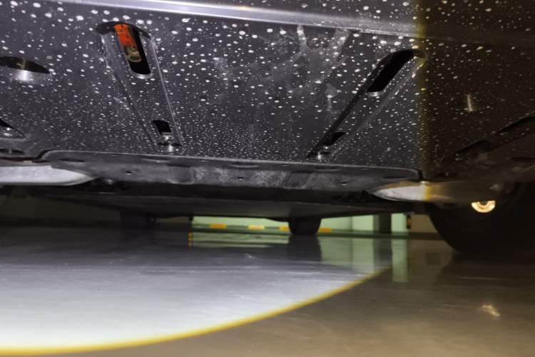 Used Li Auto i8 2025 Model Standard Version Chassis Rear