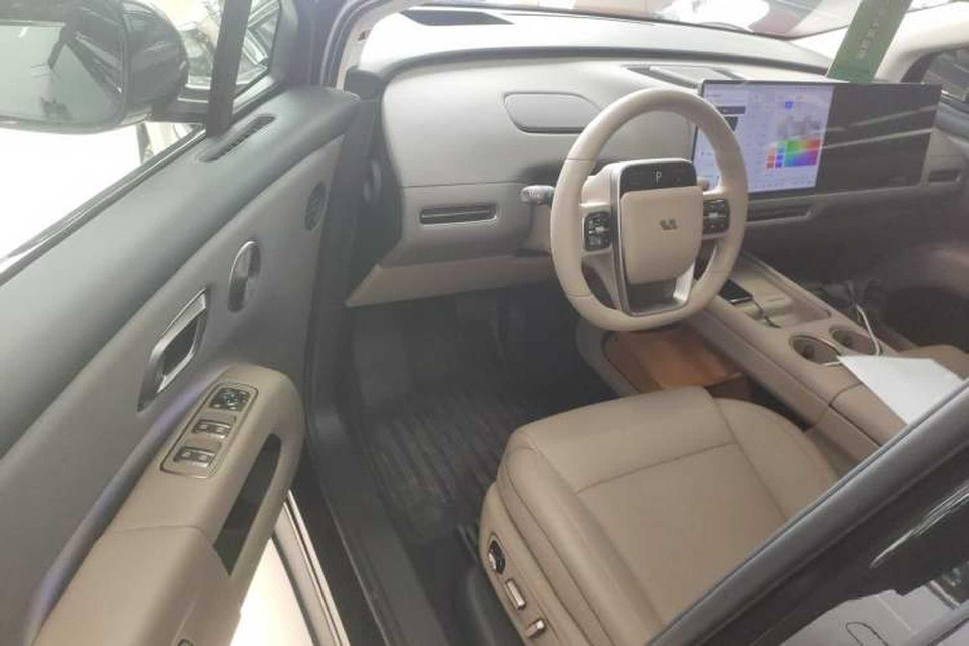 Used Li Auto i8 2025 Model Standard Version Driver Seat