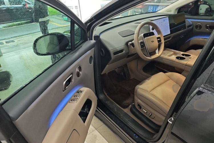 Used Li Auto i8 2025 Model Standard Version Driver Seat
